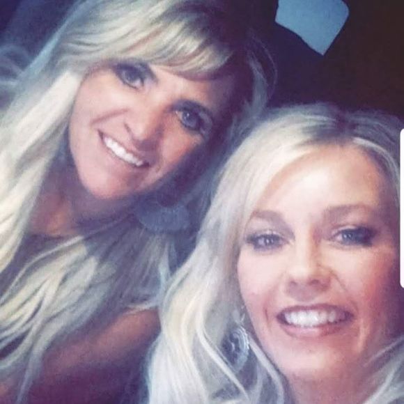 Meet your Posher, Tiffanie - Picture 1 of 1